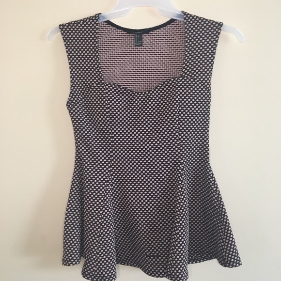 Forever 21 Fanned Pink and Black Dotted Shirt - Picture 3 of 7